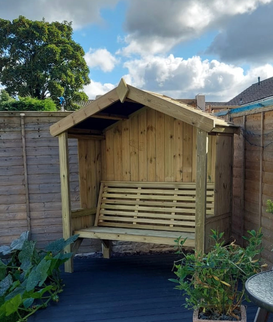 Cottage 3 Seater Fully Enclosed Chunky Wooden Garden Arbour Seat