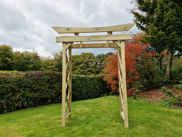 Tokyo 4ft Chunky Wooden Garden Archway