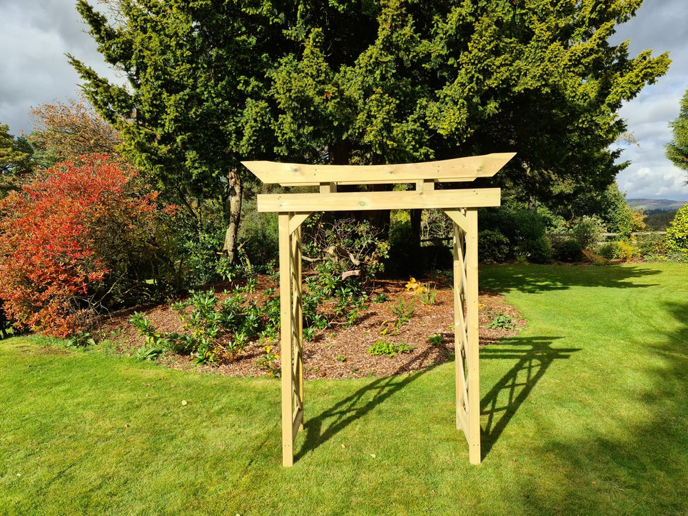 Tokyo 4ft Chunky Wooden Garden Archway