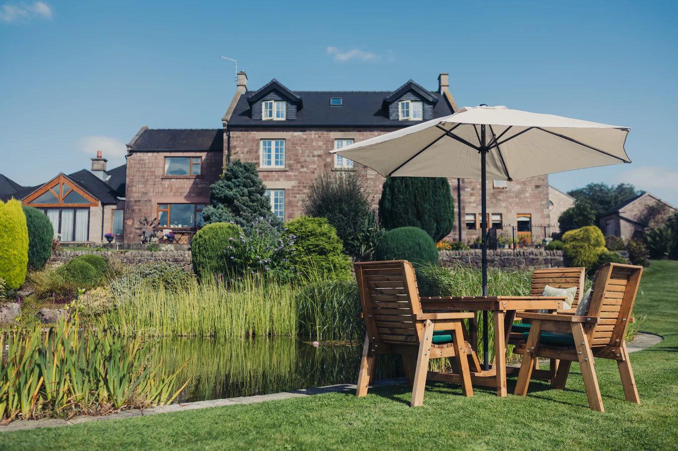 Valley 4 Seater Chunky Wooden Garden Dining Set
